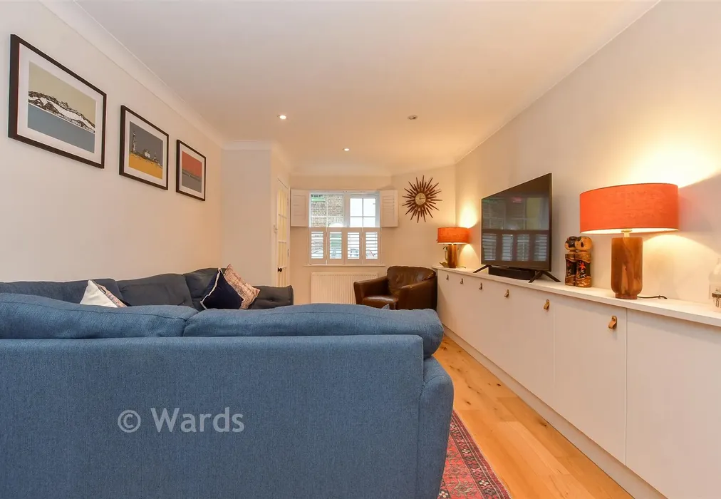 Lounge - Robert Street, Deal, Kent - Wards of Kent