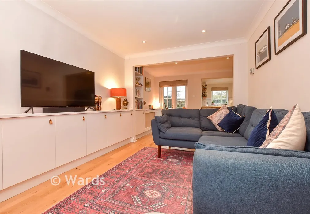 Lounge - Robert Street, Deal, Kent - Wards of Kent