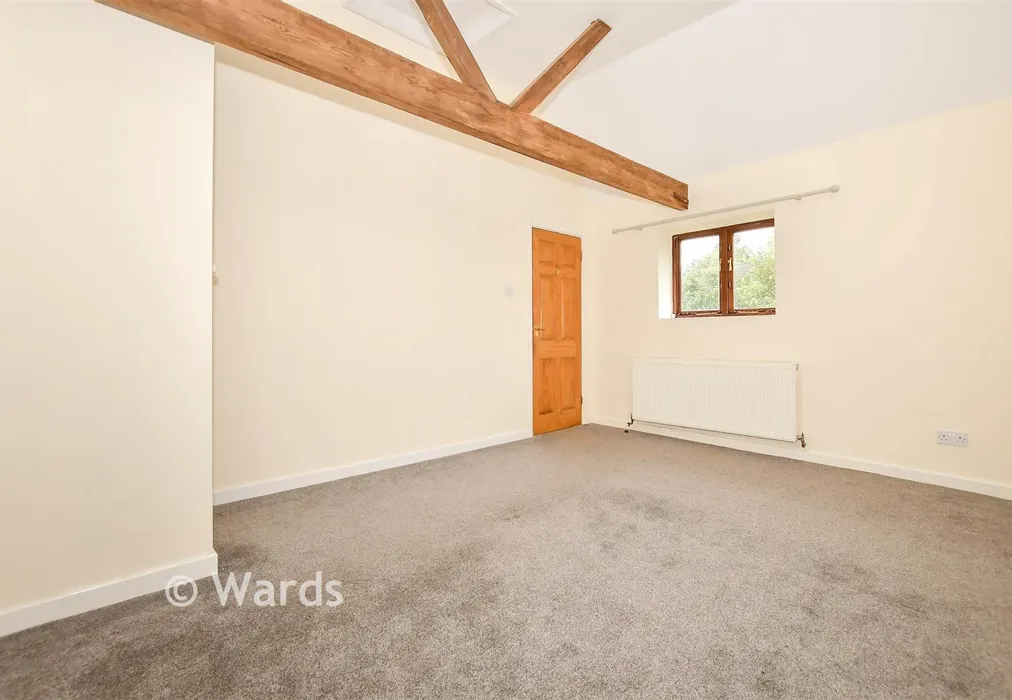 Bedroom - Pratling Street, Aylesford, Kent - Wards of Kent
