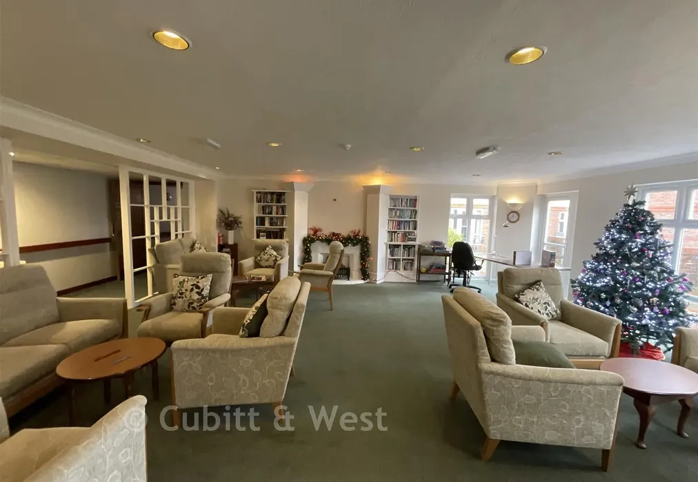 Communal Lounge - Church Road, Haywards Heath, West Sussex - Wards of Kent