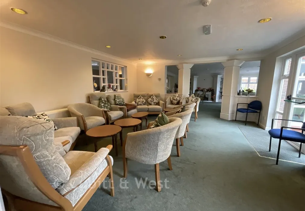 Communal Lounge - Church Road, Haywards Heath, West Sussex - Wards of Kent