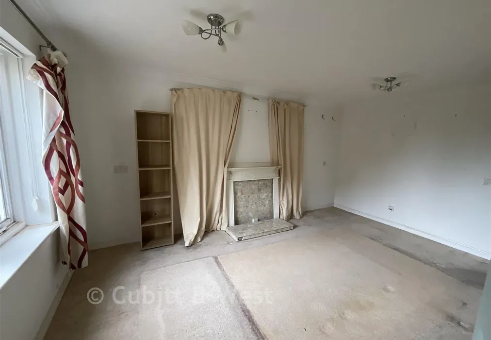 Lounge - Church Road, Haywards Heath, West Sussex - Wards of Kent