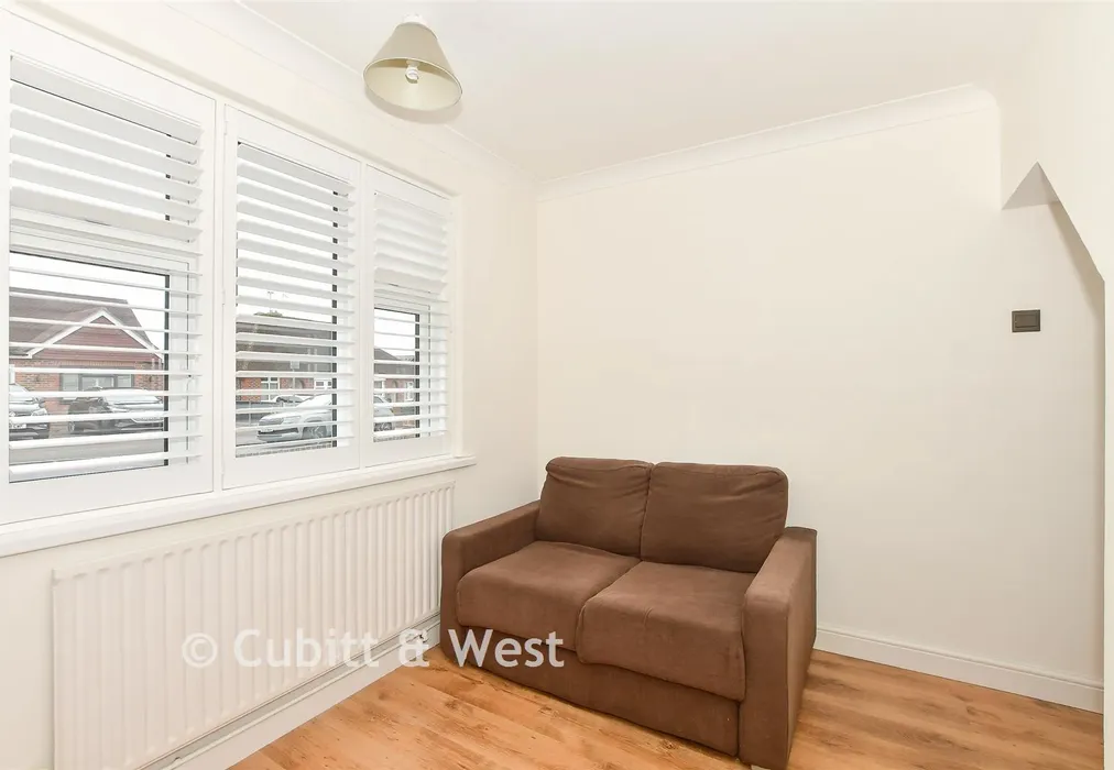 Bedroom 3 - Highlands Avenue, Horsham, West Sussex - Wards of Kent