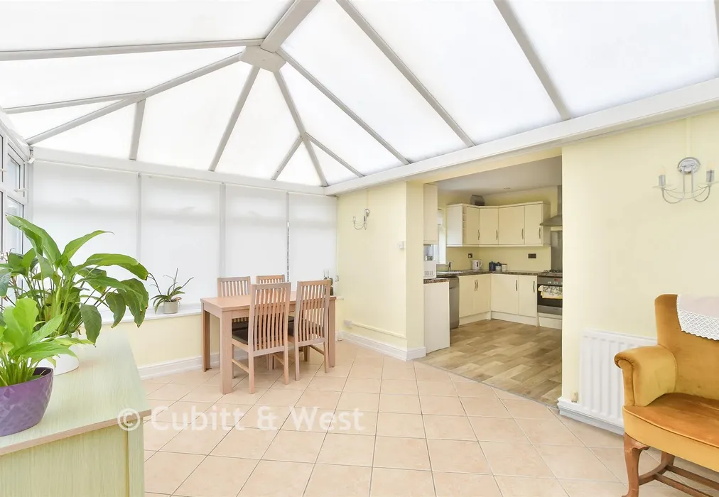 Conservatory Area - Highlands Avenue, Horsham, West Sussex - Wards of Kent