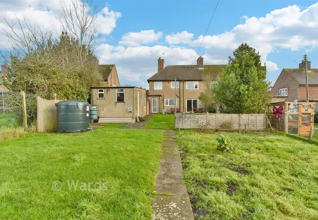 Rear Garden - Fairfield Terrace, Hamstreet, Ashford, Kent - Wards of Kent