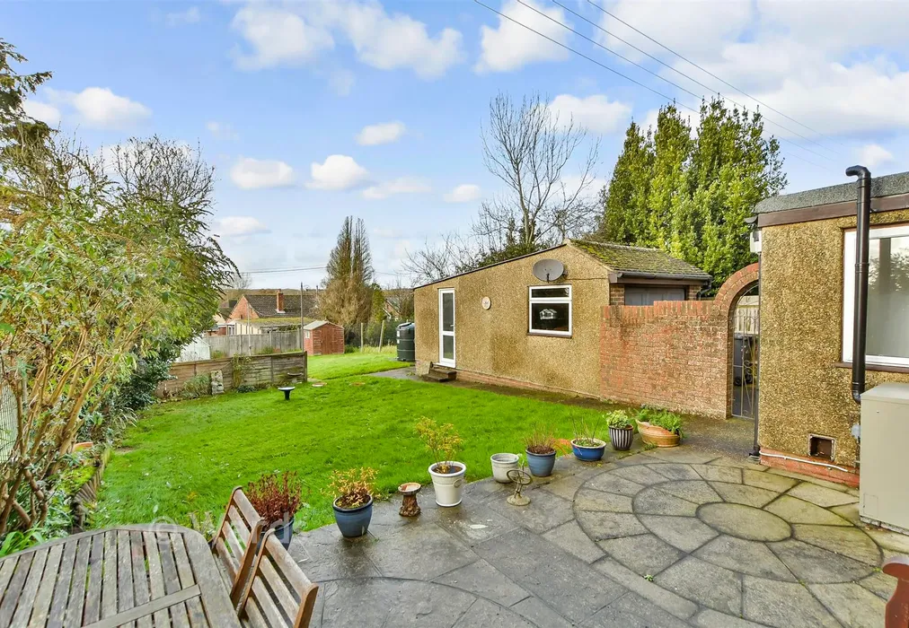 Rear Garden - Fairfield Terrace, Hamstreet, Ashford, Kent - Wards of Kent