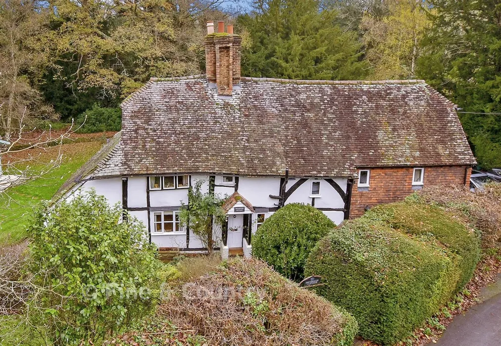 External (Web) - Hatmill Lane, Brenchley, Tonbridge, Kent - Wards of Kent