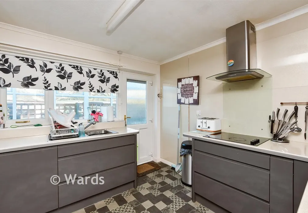 Kitchen - Canterbury Road East, Ramsgate, Kent - Wards of Kent