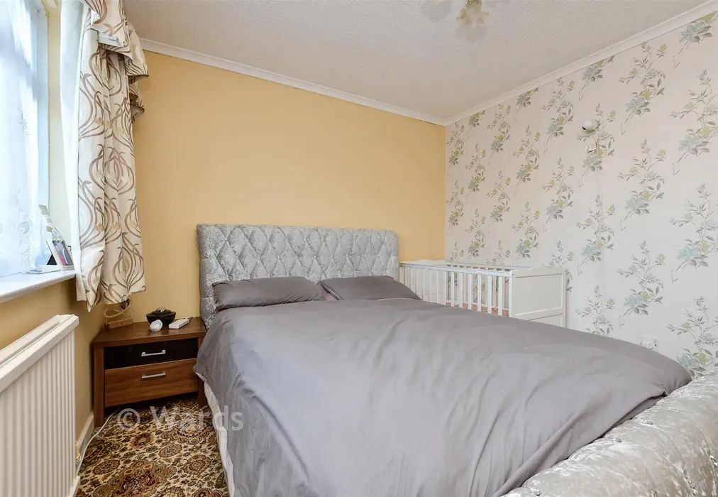 Bedroom 1 - Canterbury Road East, Ramsgate, Kent - Wards of Kent