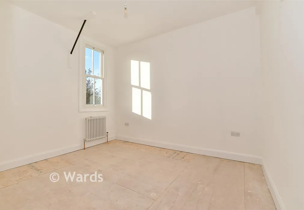 Bedroom 3 - Bleak Road, Lydd, Romney Marsh, Kent - Wards of Kent