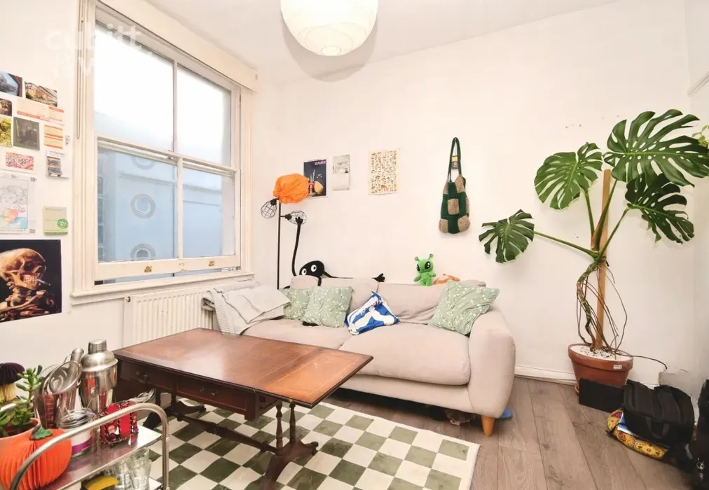 Lounge Area - Sillwood Place, Brighton, BN1 - Wards of Kent