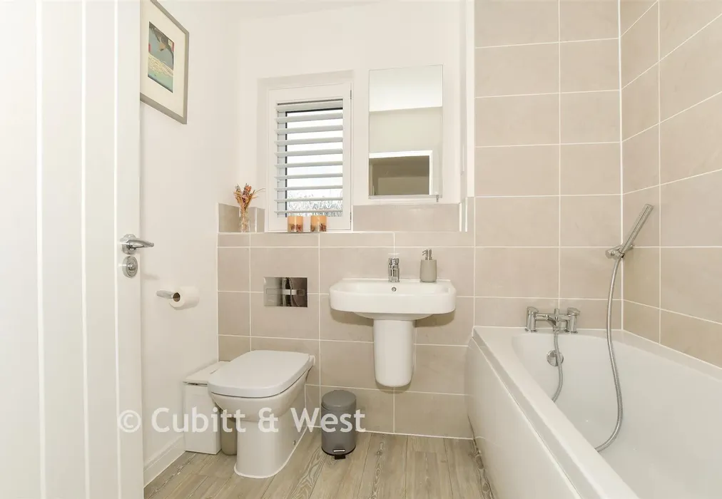 Bathroom - Barnfield, Billingshurst, West Sussex - Wards of Kent