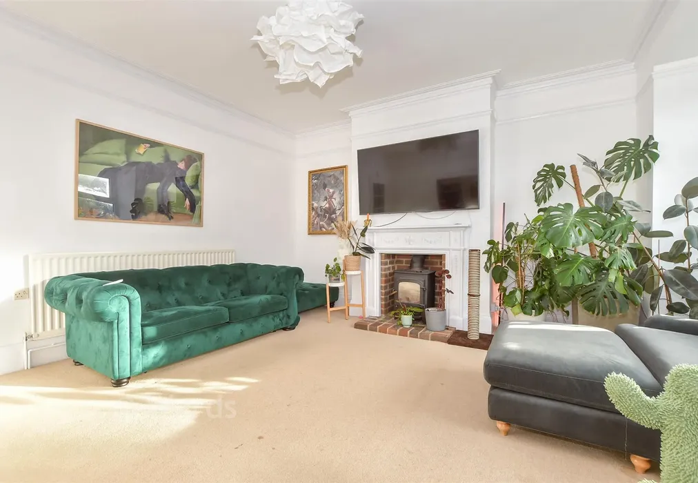 Lounge - Seabrook Road, Hythe, Kent - Wards of Kent