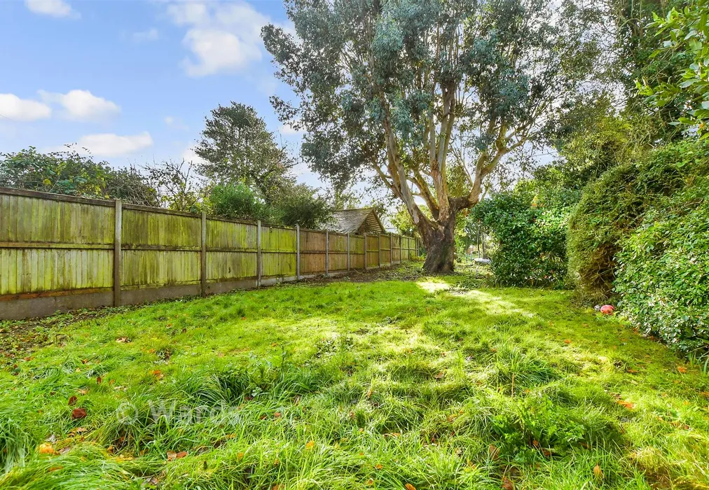 Rear Garden - Seabrook Road, Hythe, Kent - Wards of Kent