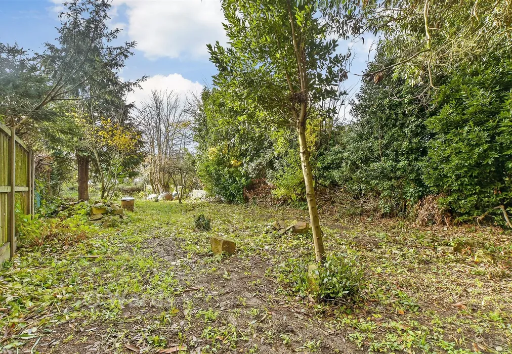 Rear Garden - Seabrook Road, Hythe, Kent - Wards of Kent