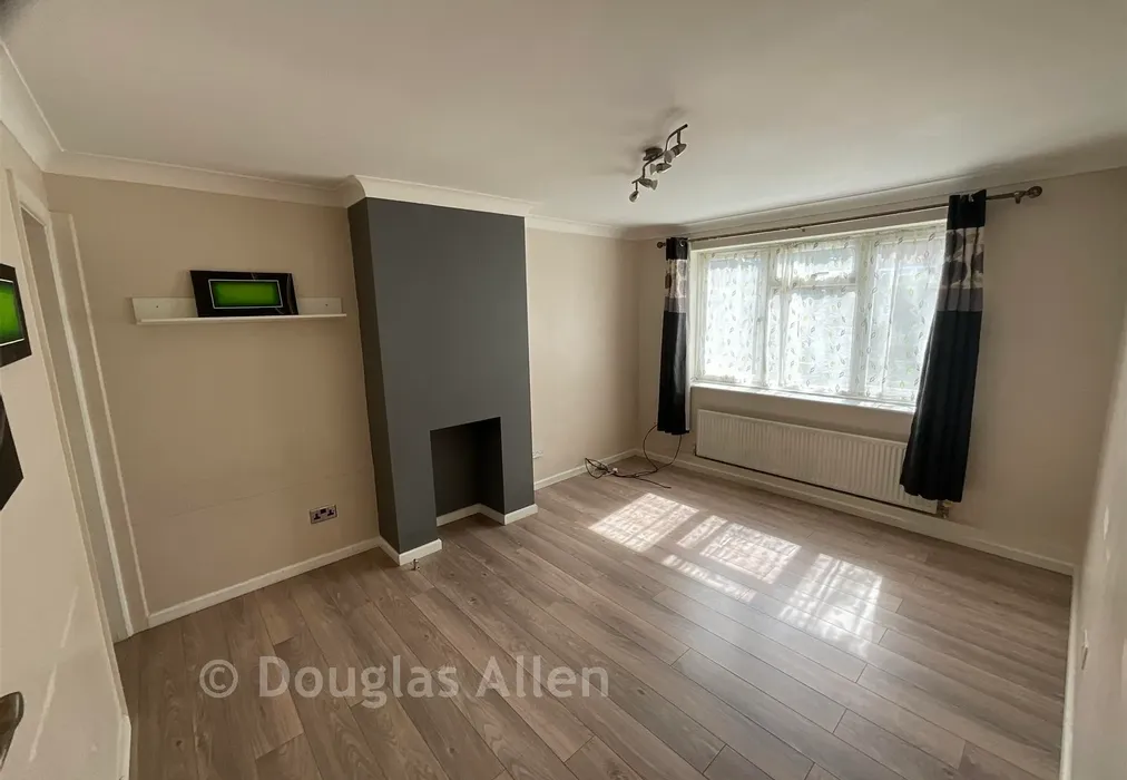 Lounge/Diner - Rowan Green East, Brentwood, Essex - Wards of Kent