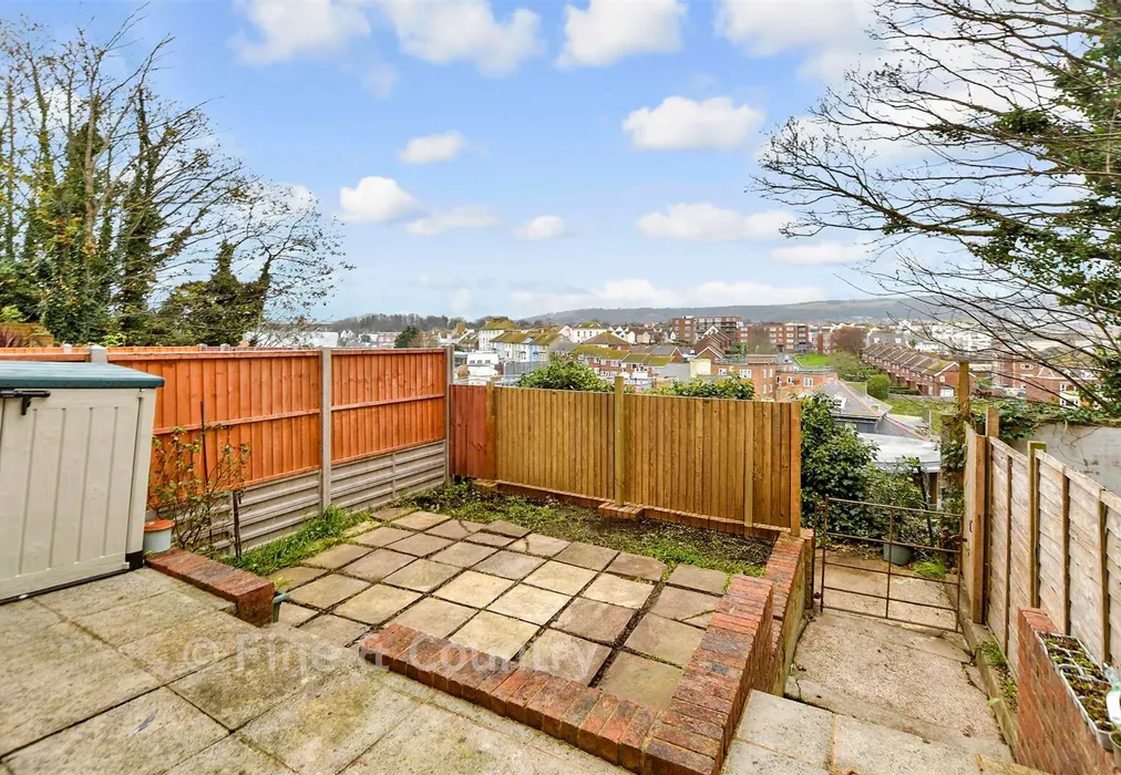 Rear Garden - The Parade, Folkestone, Kent - Wards of Kent