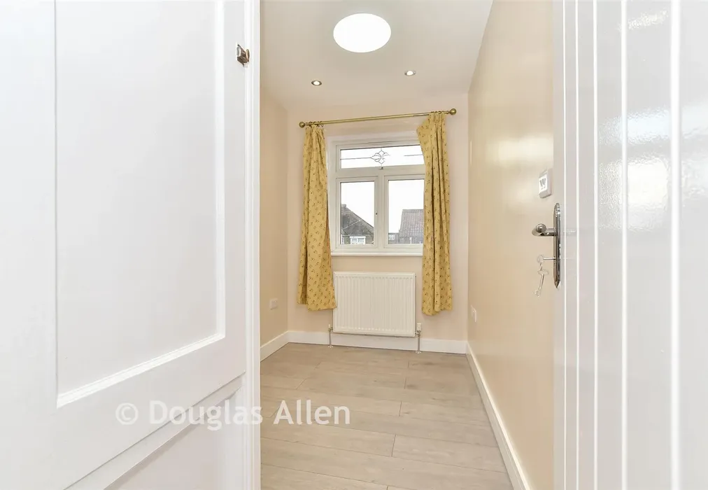 Bedroom 3 - Joydon Drive, Romford, Essex - Wards of Kent