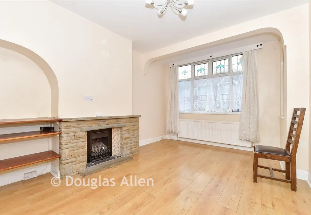 Lounge - Abercorn Gardens, Chadwell Heath, Essex - Wards of Kent