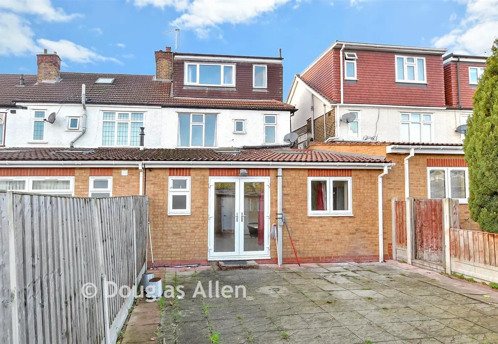 Rear Elevation - Abercorn Gardens, Chadwell Heath, Essex - Wards of Kent