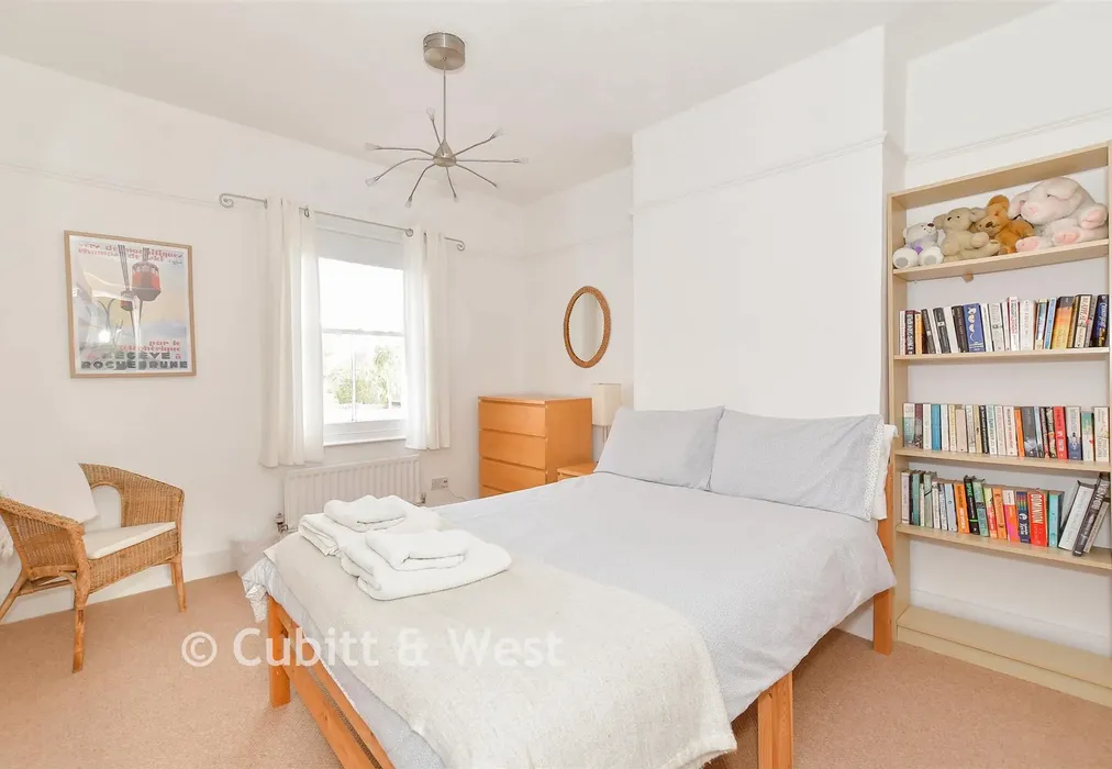 Bedroom 2 - Kirdford Road, Arundel, West Sussex - Wards of Kent