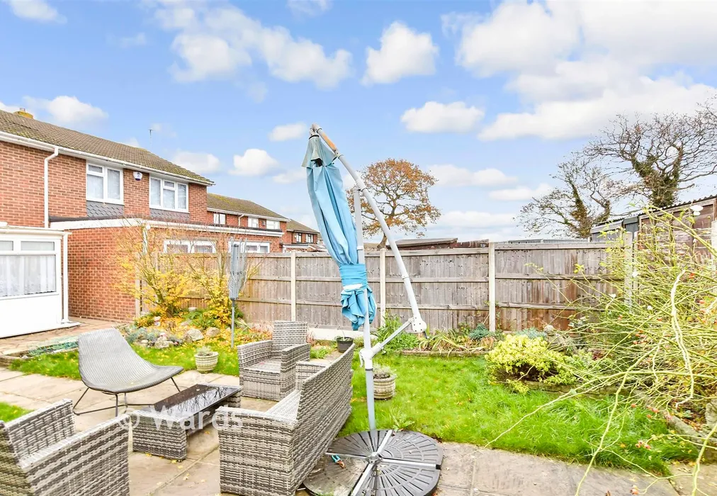 Rear Garden - Harptree Drive, Walderslade, Chatham, Kent - Wards of Kent