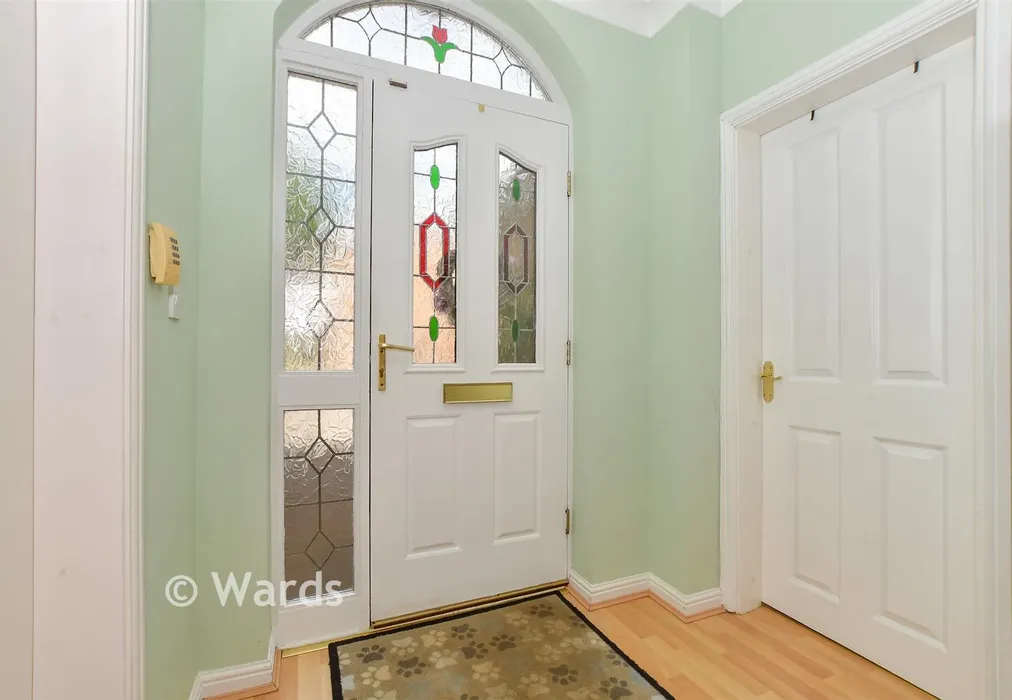 Entrance Hall - Lucilla Avenue, Ashford, Kent - Wards of Kent