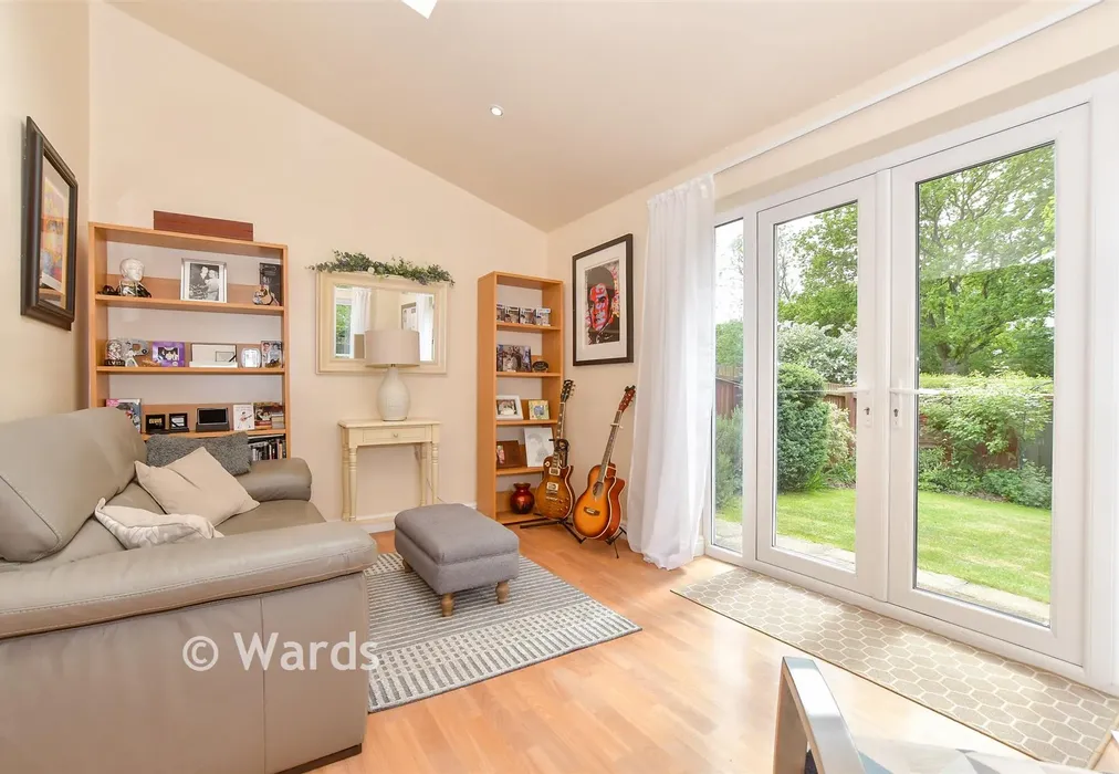 Family Room - Lucilla Avenue, Ashford, Kent - Wards of Kent