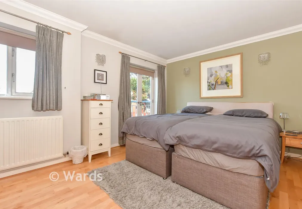 Bedroom 1 - Holland Road, Maidstone, Kent - Wards of Kent