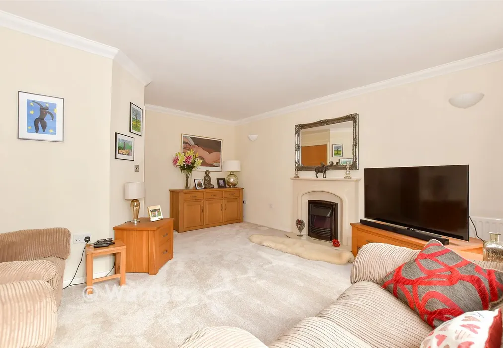 Lounge - Holland Road, Maidstone, Kent - Wards of Kent