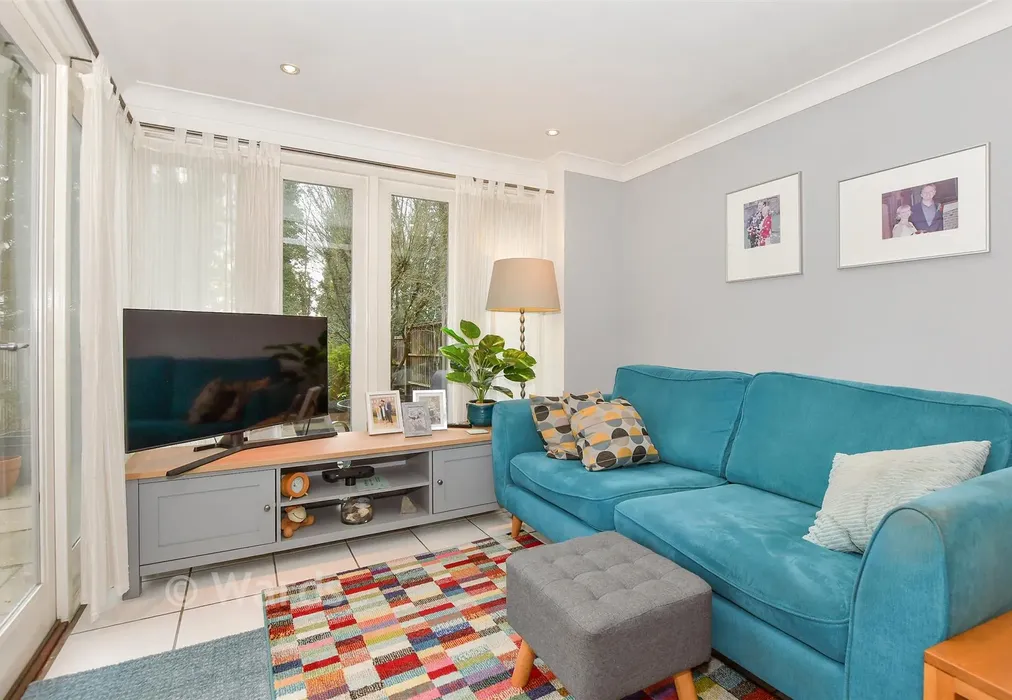 Family Area - Holland Road, Maidstone, Kent - Wards of Kent