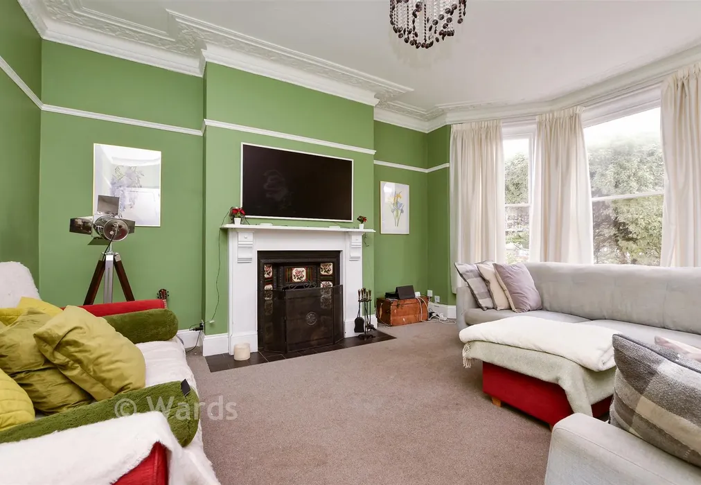 Lounge - Roxburgh Road, Westgate-On-Sea, Kent - Wards of Kent