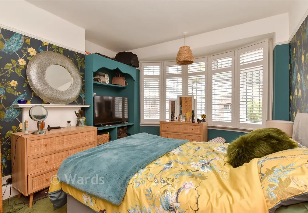 Bedroom 1 - Arthur Road, Rochester, Medway - Wards of Kent