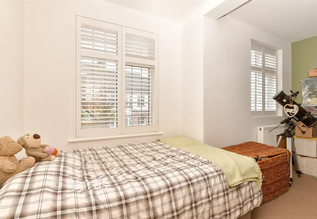 Bedroom 3 - Arthur Road, Rochester, Medway - Wards of Kent