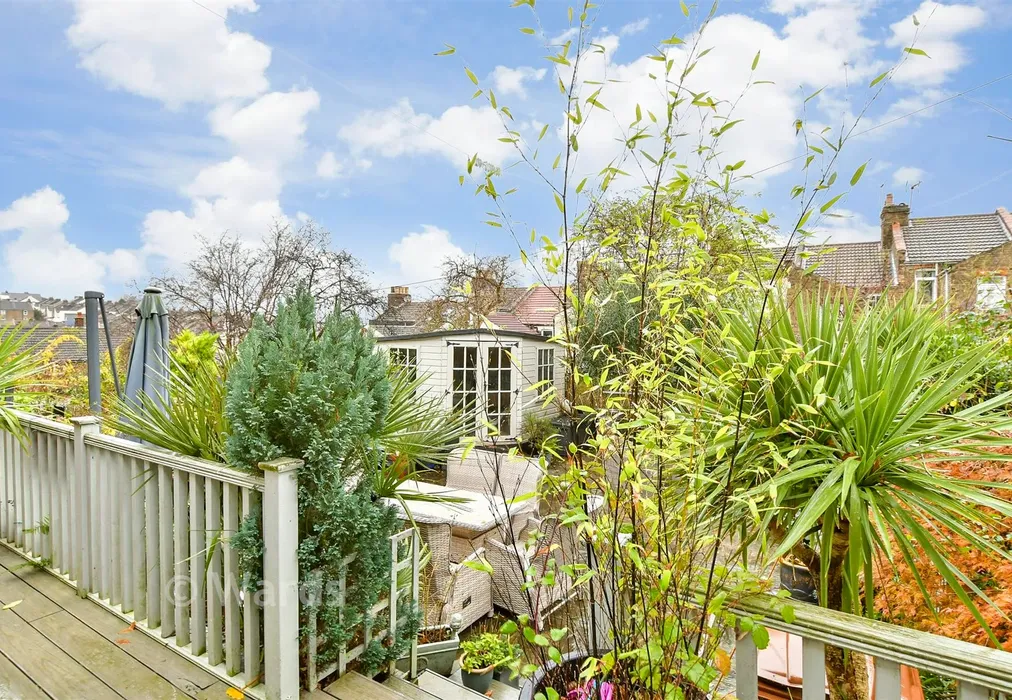 Rear Garden - Arthur Road, Rochester, Medway - Wards of Kent