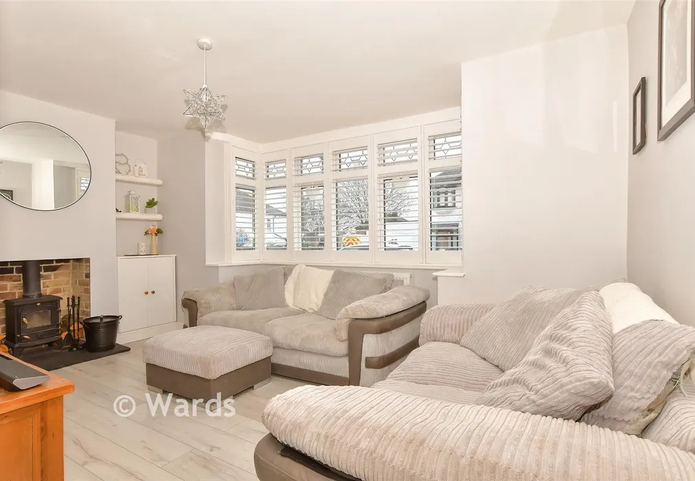 Lounge - Haig Avenue, Rochester, Kent - Wards of Kent