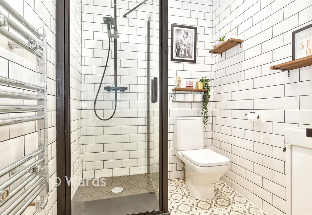 Shower Room - Haig Avenue, Rochester, Kent - Wards of Kent