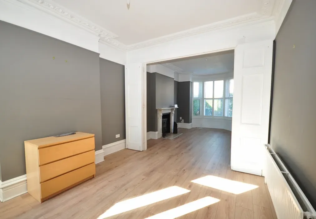 DSC_5299 - Lawrence Road Southsea PO5 - Wards of Kent