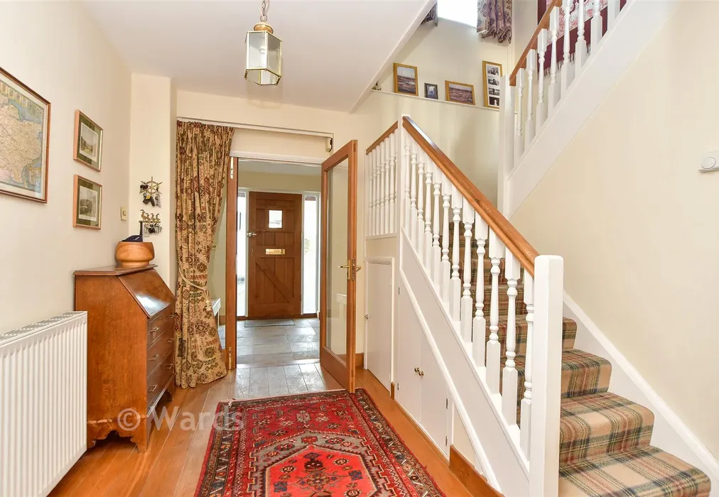 Entrance Hall - The Street, Newnham, Sittingbourne, Kent - Wards of Kent