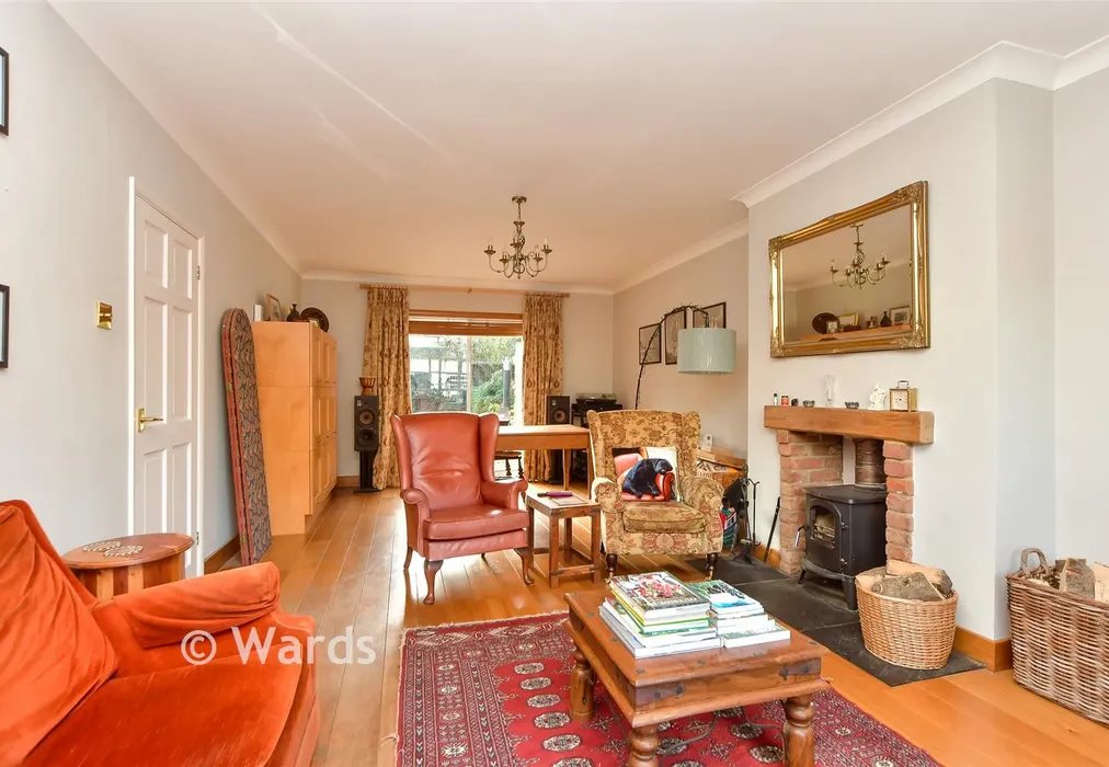 Lounge/         Diner - The Street, Newnham, Sittingbourne, Kent - Wards of Kent