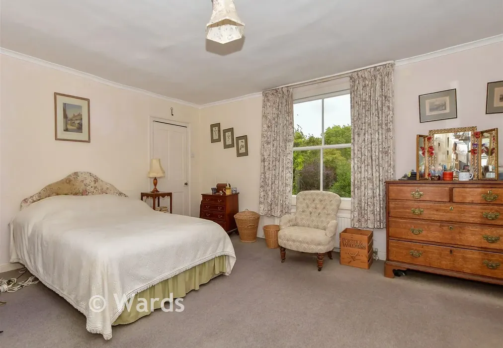 Bedroom 1 House - Chart Road, Sutton Valence, Kent - Wards of Kent