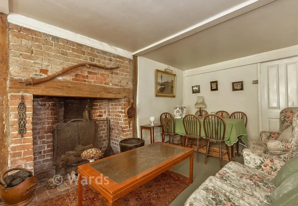Living Room Cottage - Chart Road, Sutton Valence, Kent - Wards of Kent