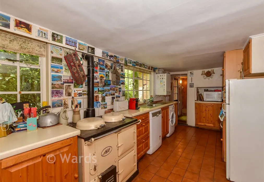 Kitchen House - Chart Road, Sutton Valence, Kent - Wards of Kent