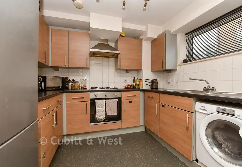 Kitchen - Weighton Road, London - Wards of Kent