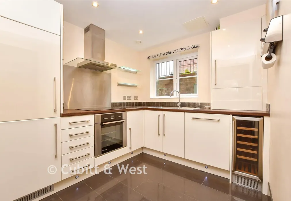 Kitchen - St. Monica's Road, Kingswood, Surrey - Wards of Kent