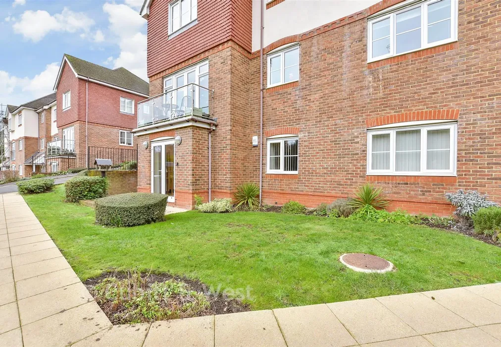 Communal Gardens - St. Monica's Road, Kingswood, Surrey - Wards of Kent