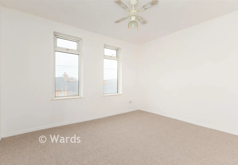 Bedroom 1 - Magpie Hall Road, Chatham, Kent - Wards of Kent