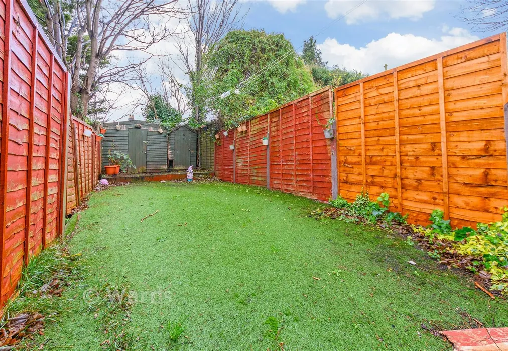 Rear Garden - Magpie Hall Road, Chatham, Kent - Wards of Kent