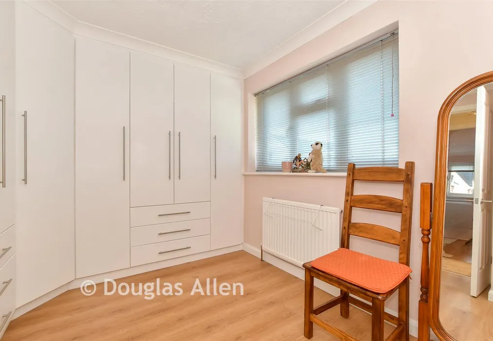 Bedroom 2 - Rose Close, Wickford, Essex - Wards of Kent