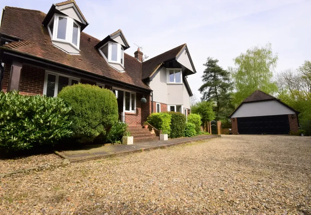 Front exterior - Kingston Hill, Langdon Hills, SS16 - Wards of Kent